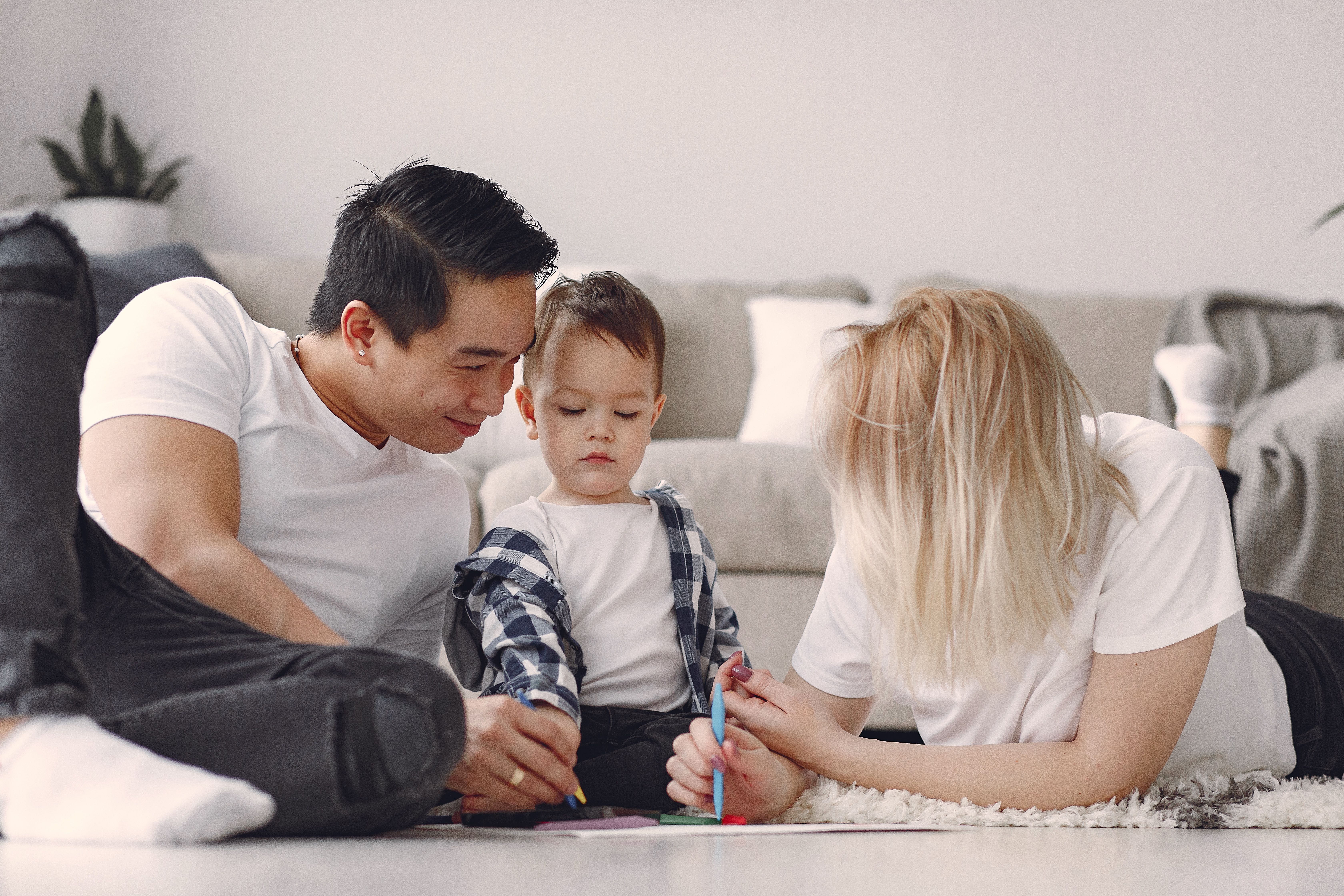 Read more about the article In-Home vs. Center-Based ABA Therapy: Which Is Right for Your Child?