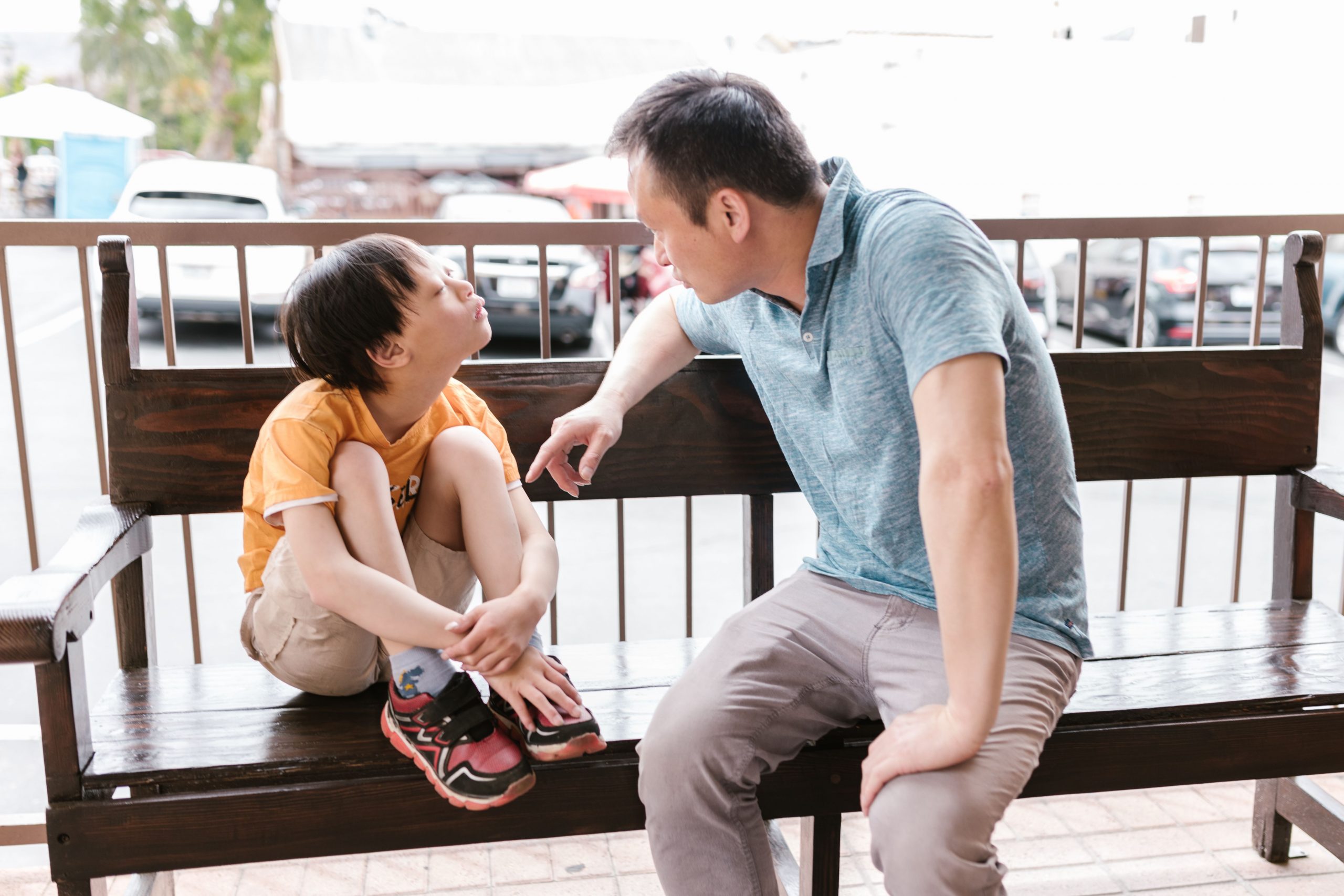 Read more about the article How ABA Therapy Builds Communication Skills